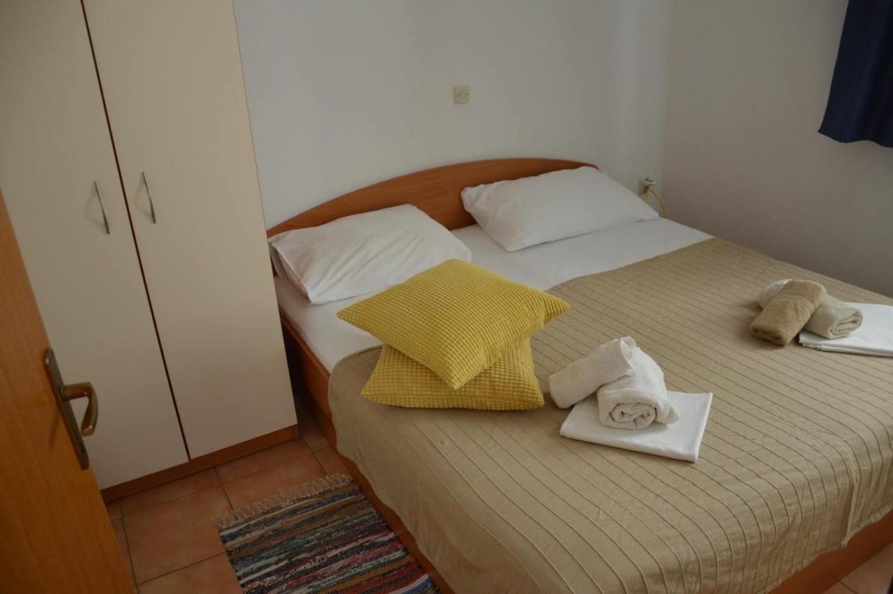 Apartments Burcul Pag Pag Town Extérieur photo